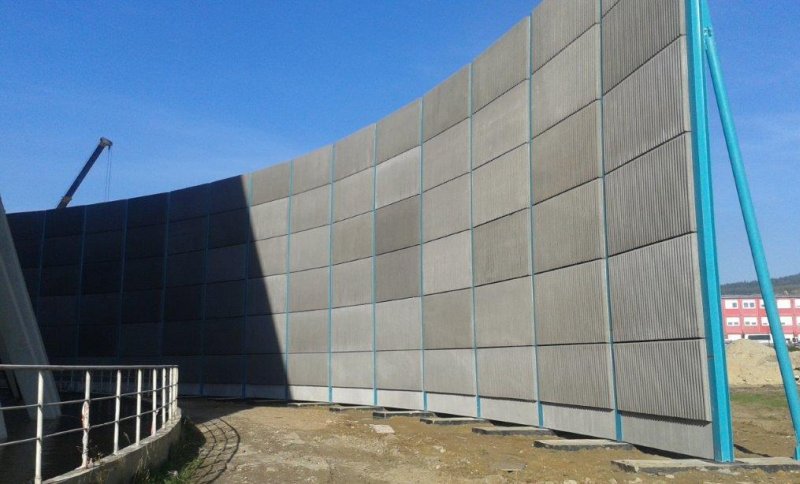 Betonová protihluková stěna Liadur - PHS elektrárna Prunéřov